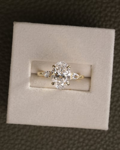 2.21ct oval diamond