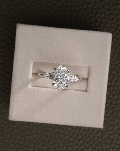 1.90ct oval diamond