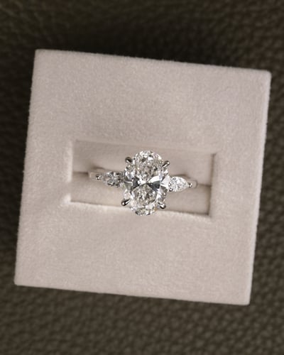 2.47ct oval diamond