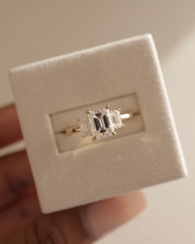 8x6mm emerald moissanite