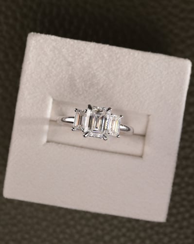 7.5x5.5mm emerald moissanite
