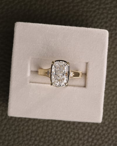 3.04ct elongated cushion diamond