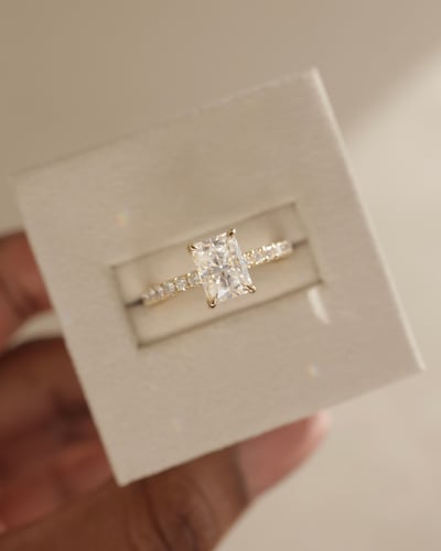 7.5x5.5mm radiant moissanite