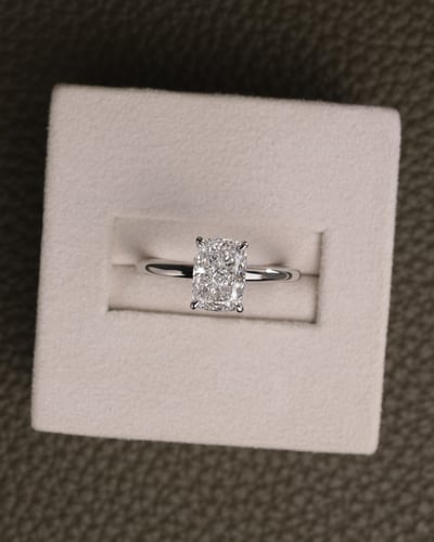 1.59ct elongated cushion diamond