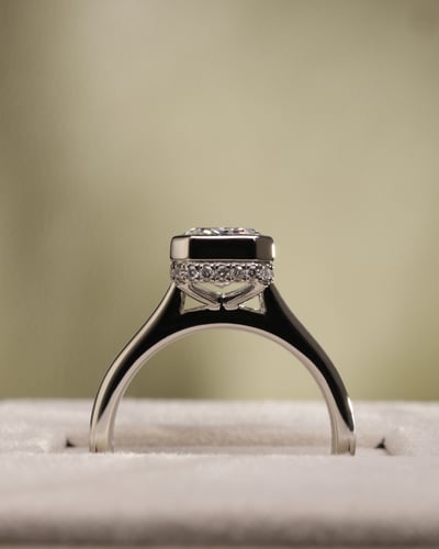 3.08ct emerald diamond