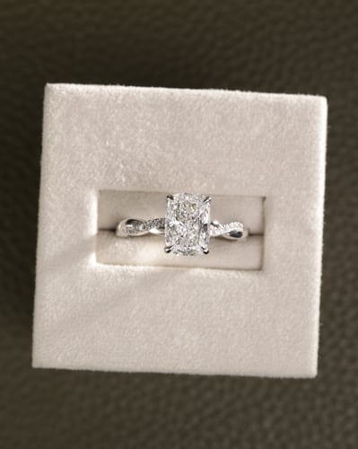 2.06ct elongated cushion diamond