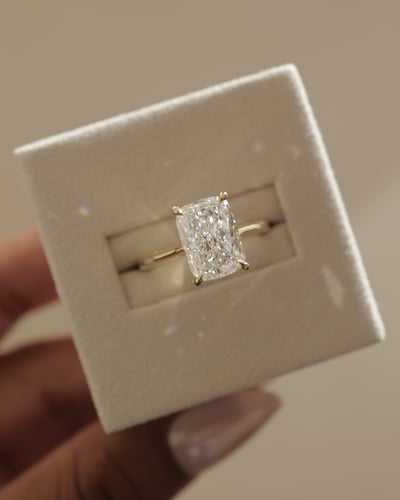 4.01ct elongated cushion diamond