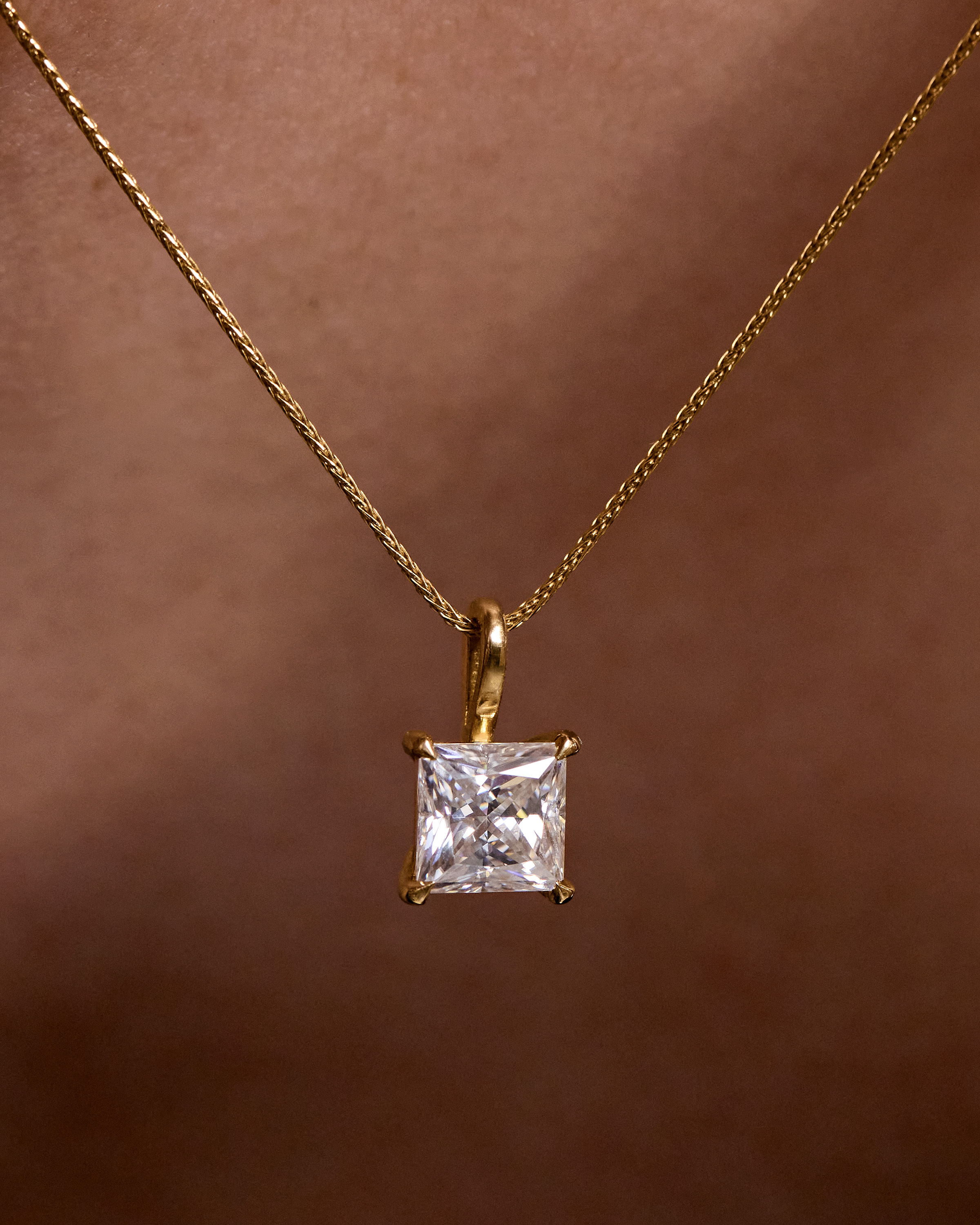 Chandler - Princess Pendant Lifestyle Image
