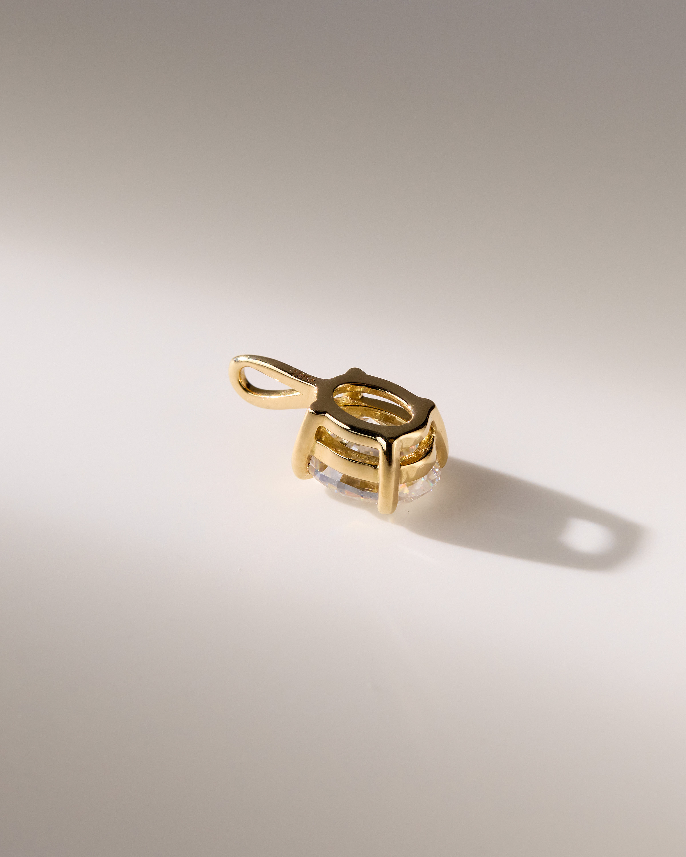 Kenzie - Oval Pendant Lifestyle Image