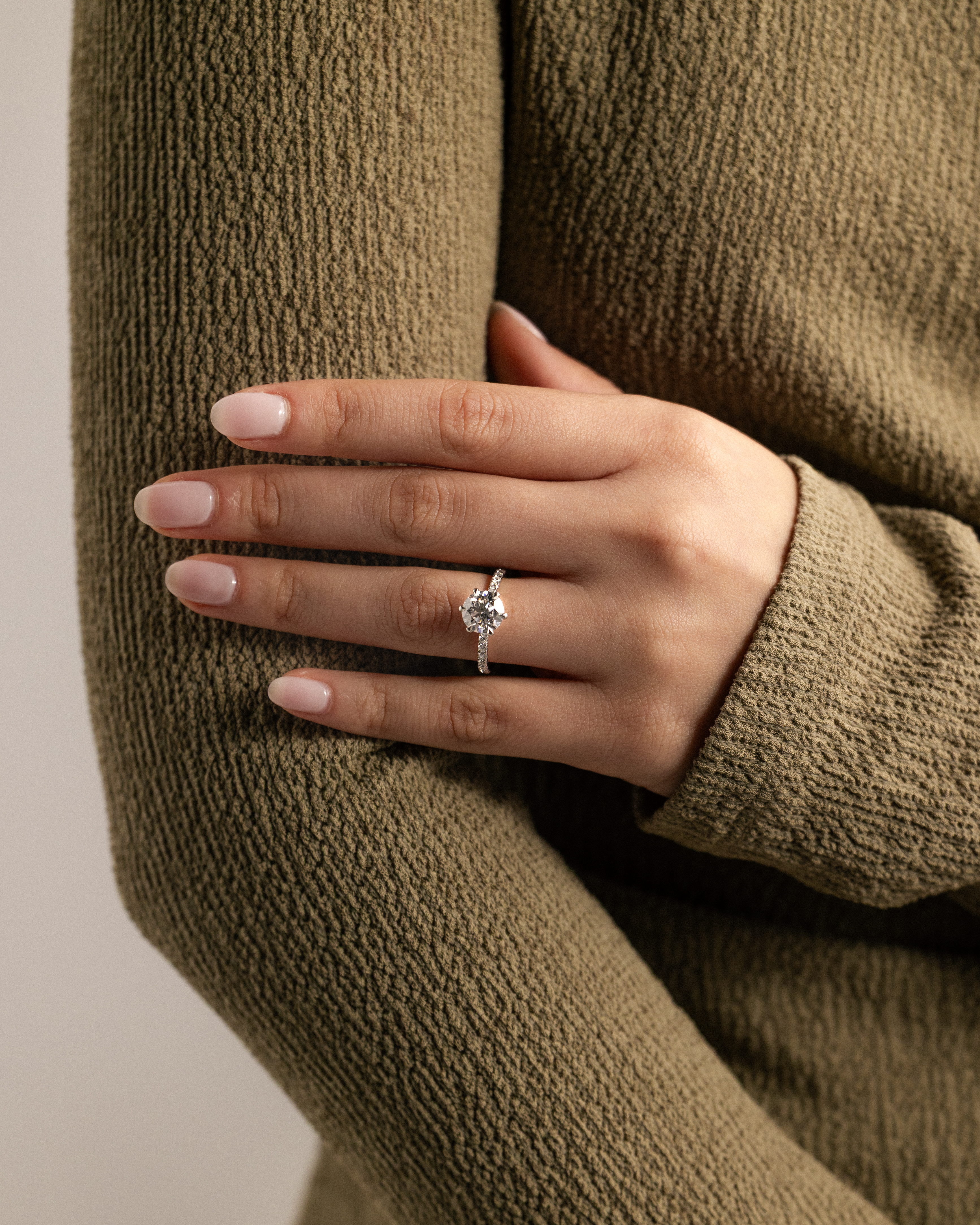 Alexandria  6 Claw Pav Round Solitaire Lifestyle Image