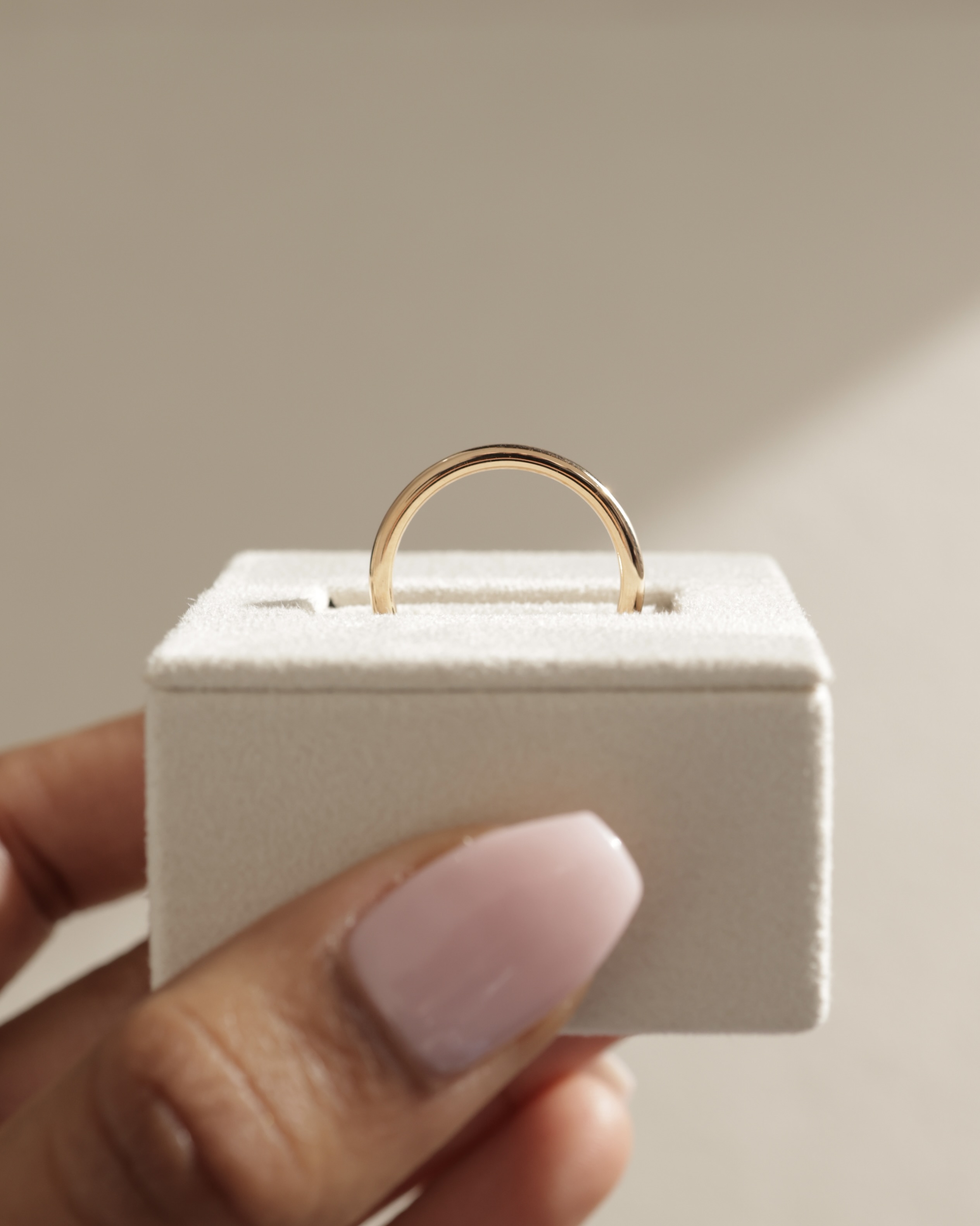 Ashton - Plain Wedding Ring Lifestyle Image