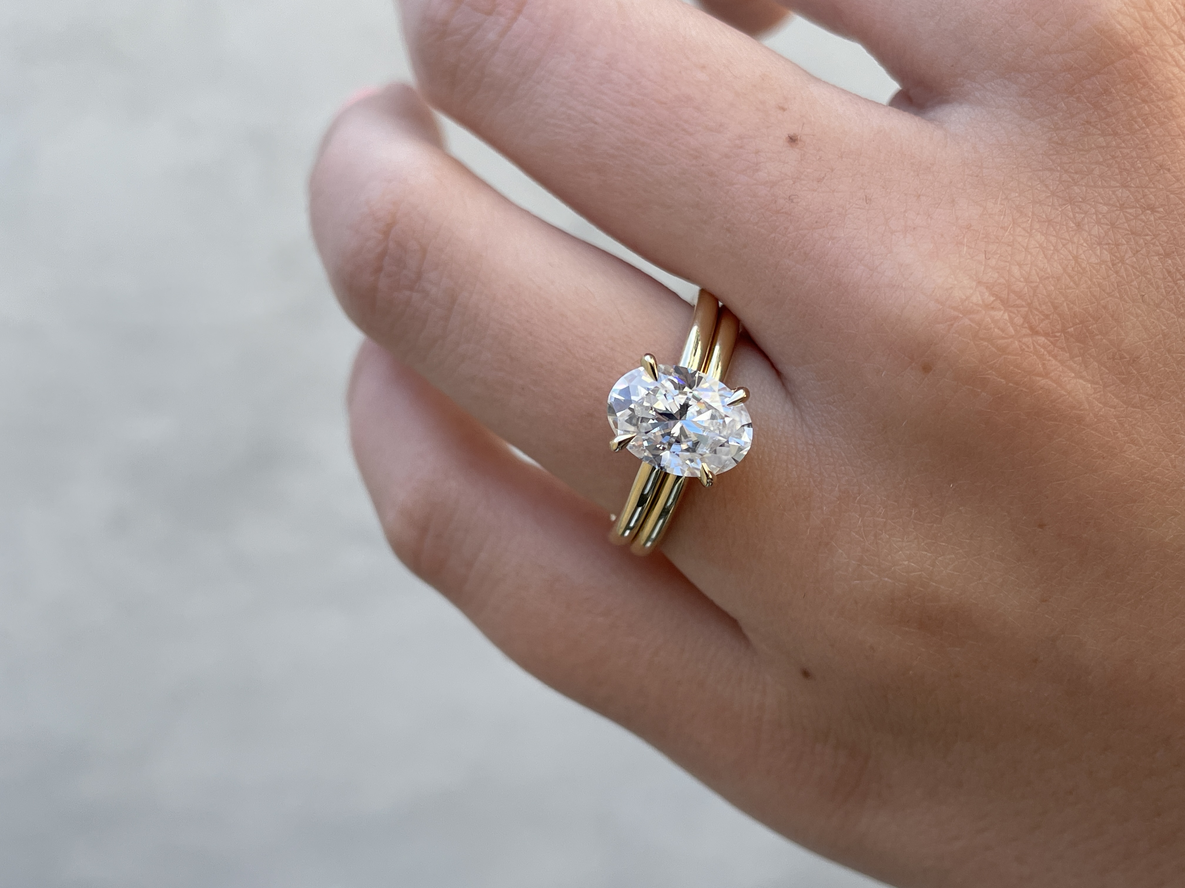 Ashton - Plain Wedding Ring Lifestyle Image