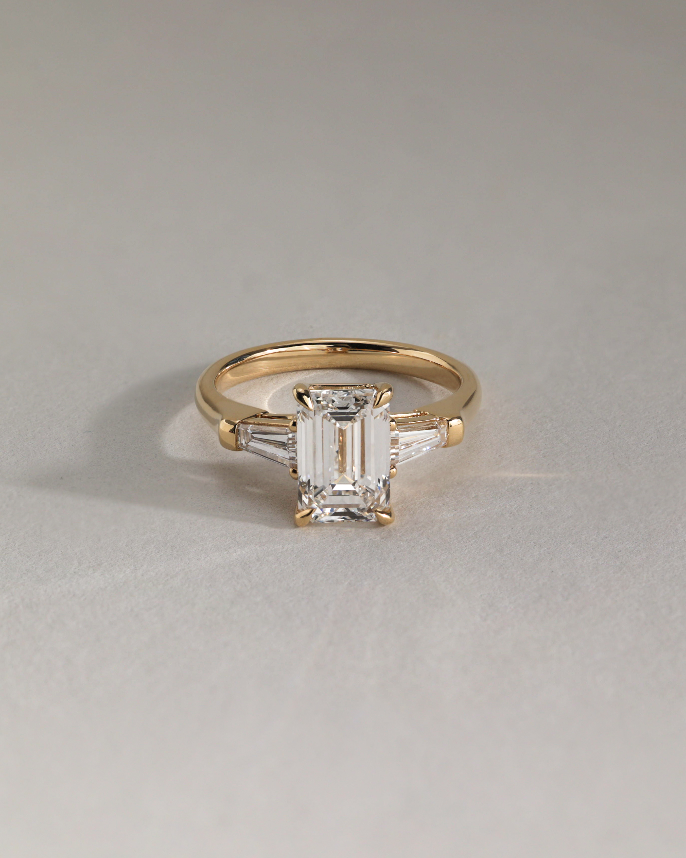 Bridget  Emerald Trilogy Lifestyle Image