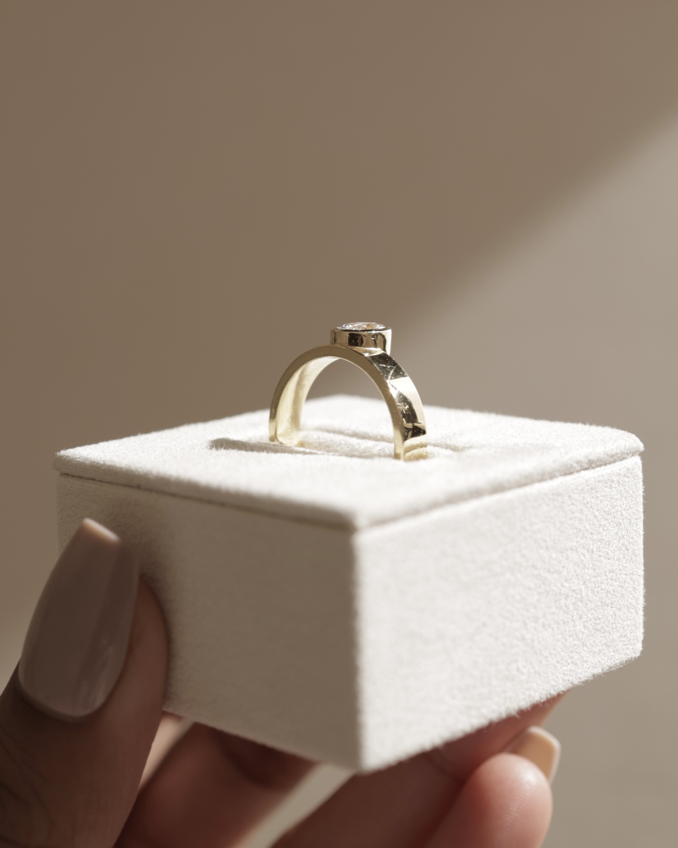 Carmen - Oval Bezel with Cigar Band Lifestyle Image