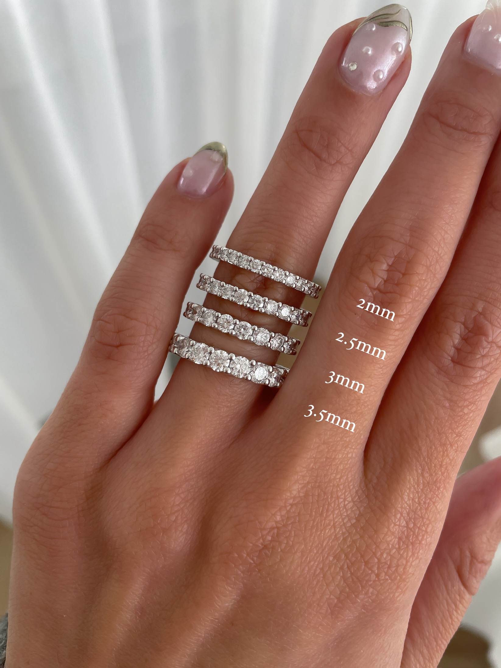 Elizabeth  Full Eternity Ring Lifestyle Image