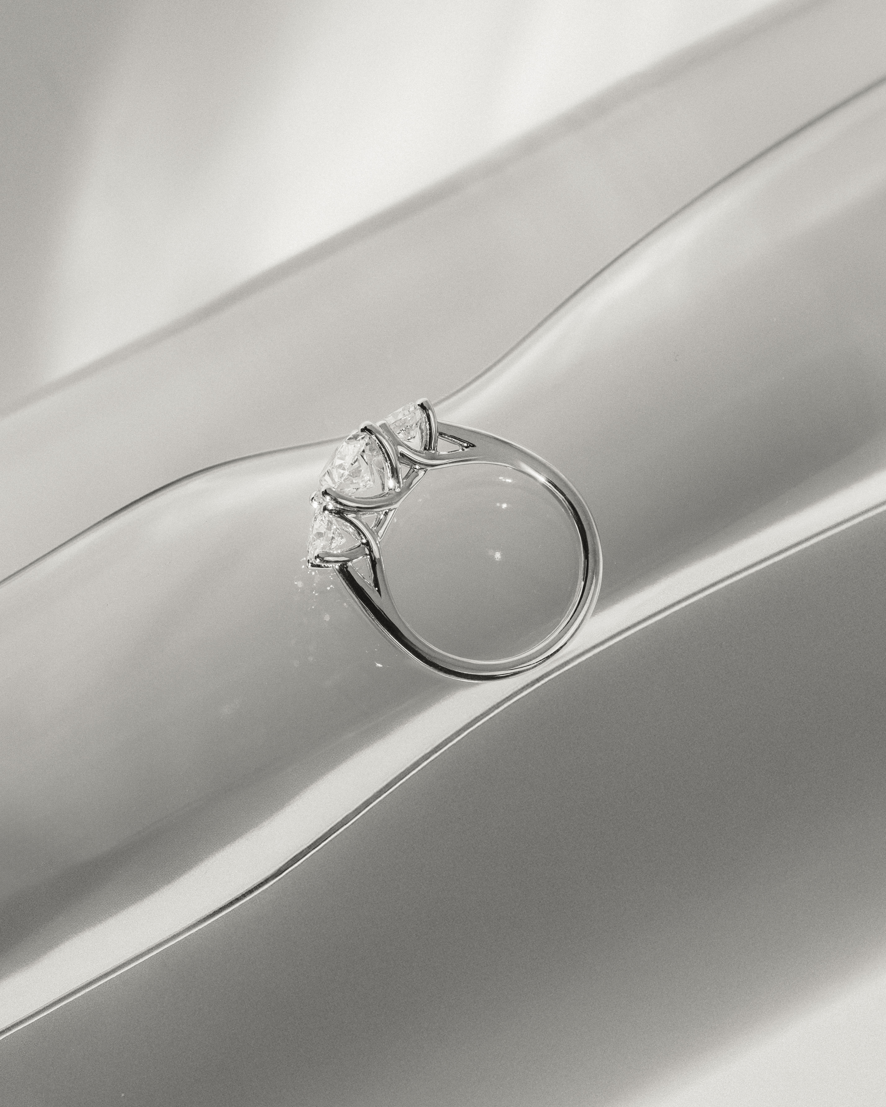 Grace  Trellis Oval Trilogy Lifestyle Image