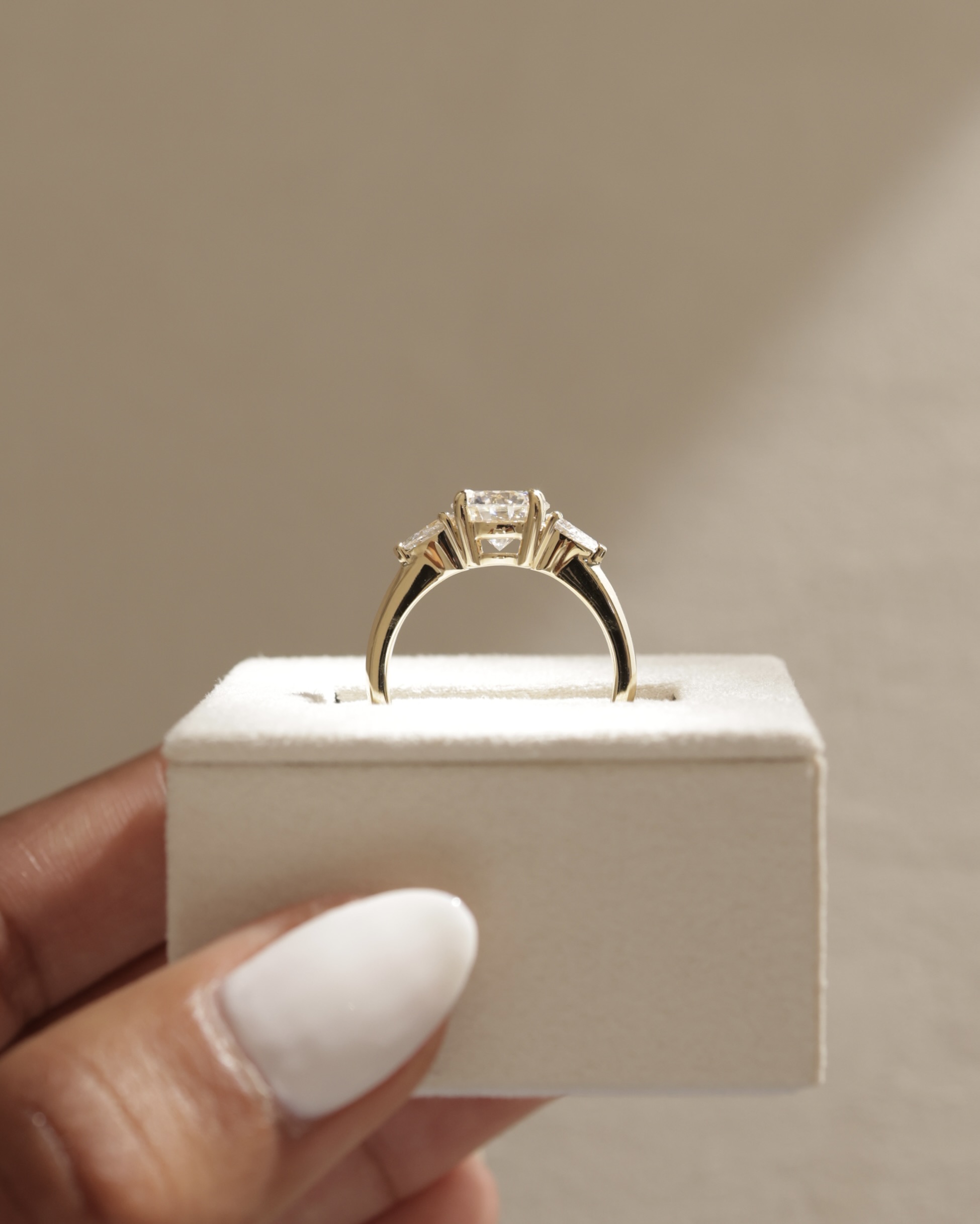 Halle - 4 Claw Basket Set Trilogy Lifestyle Image