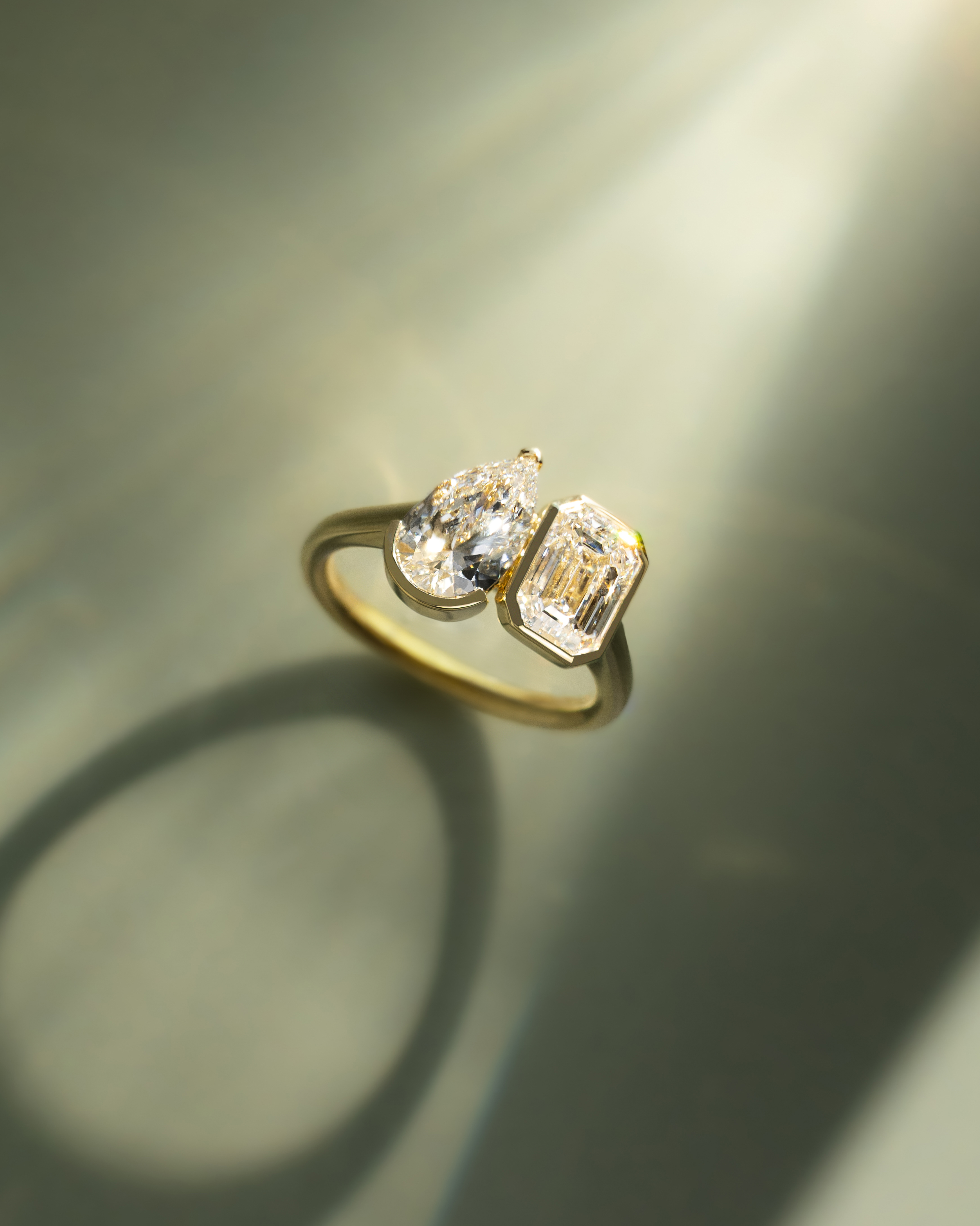 Margot - Bezel Set Pear and Emerald Toi Et Moi Lifestyle Image