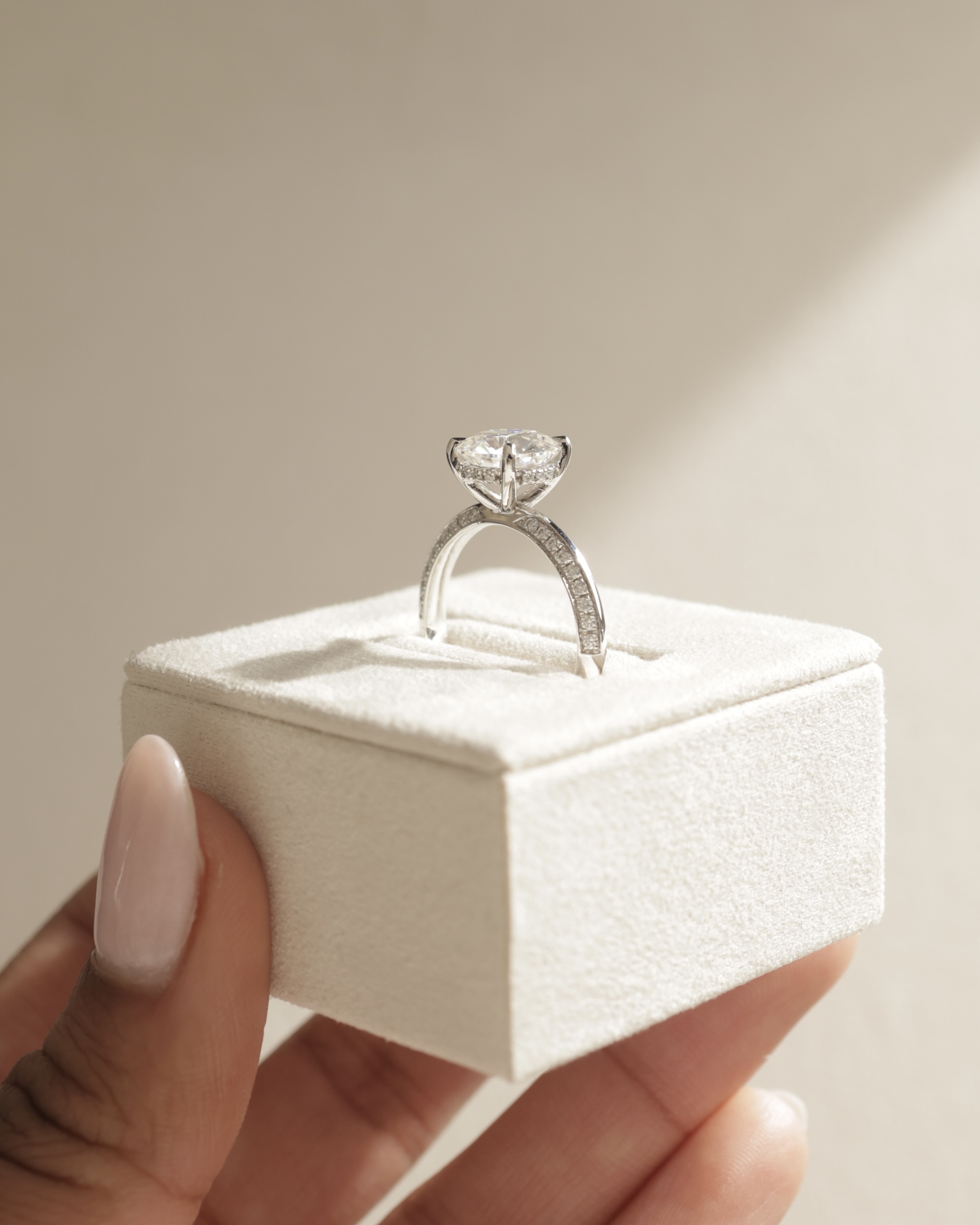 Melinda - 4 Claw Knife Edge Round Solitaire with Hidden Halo and Pav Lifestyle Image