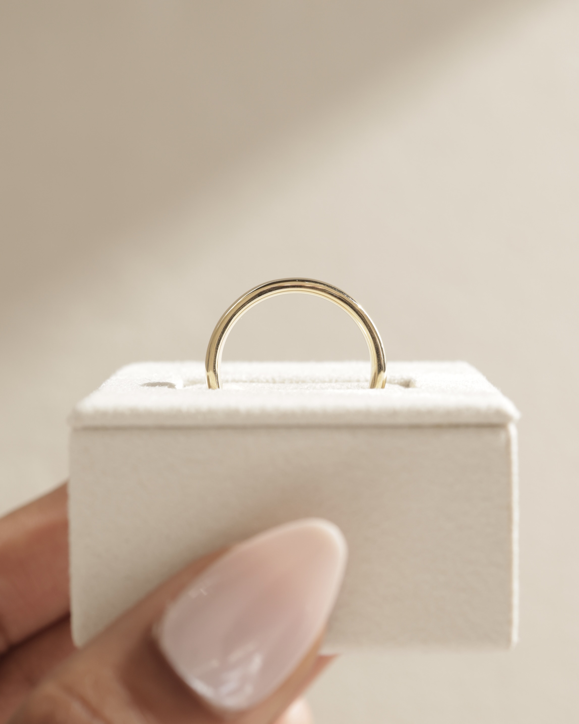 Neyda - Cigar Band Wedding Ring Lifestyle Image