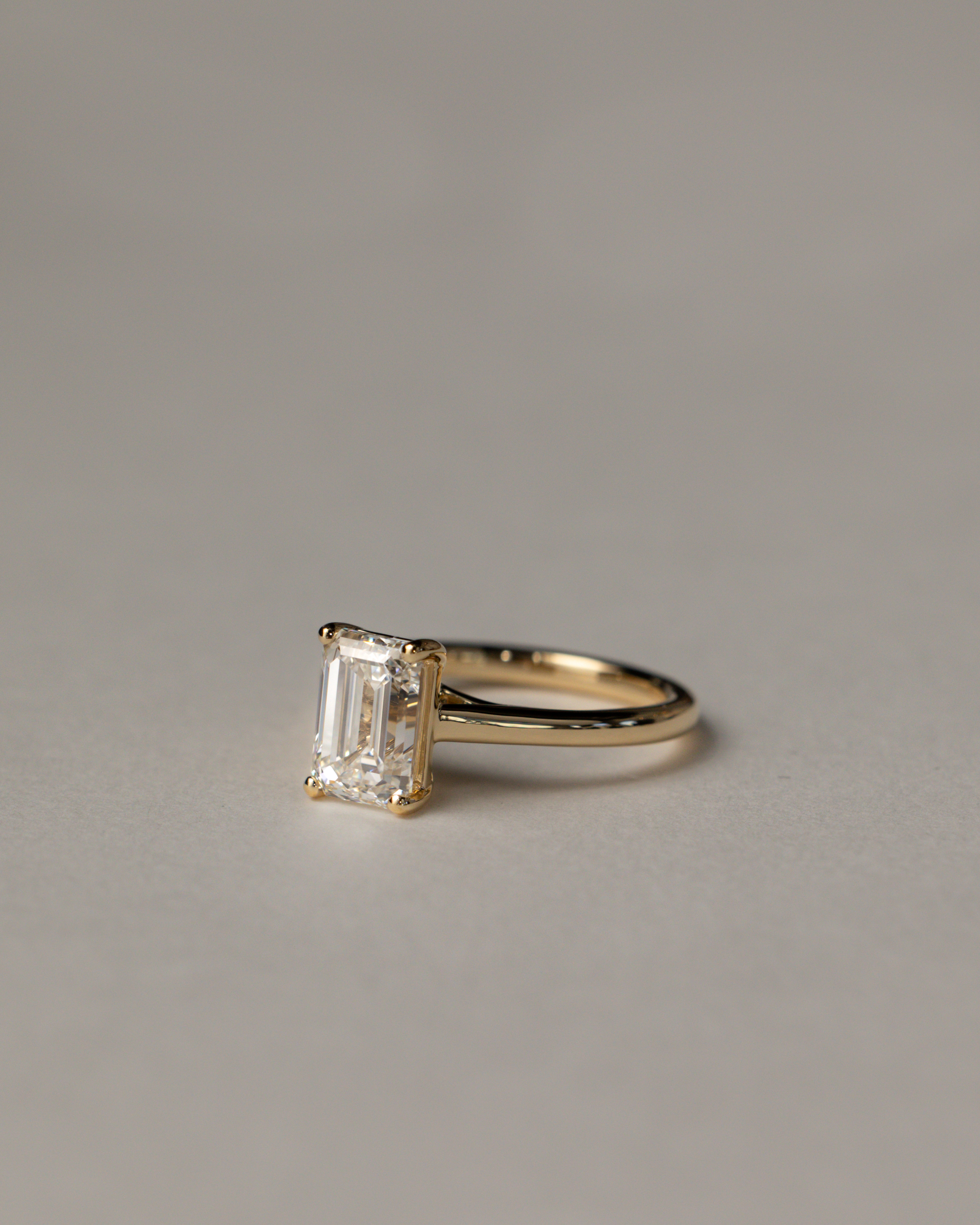 Nora - Emerald Cathedral Solitaire Lifestyle Image