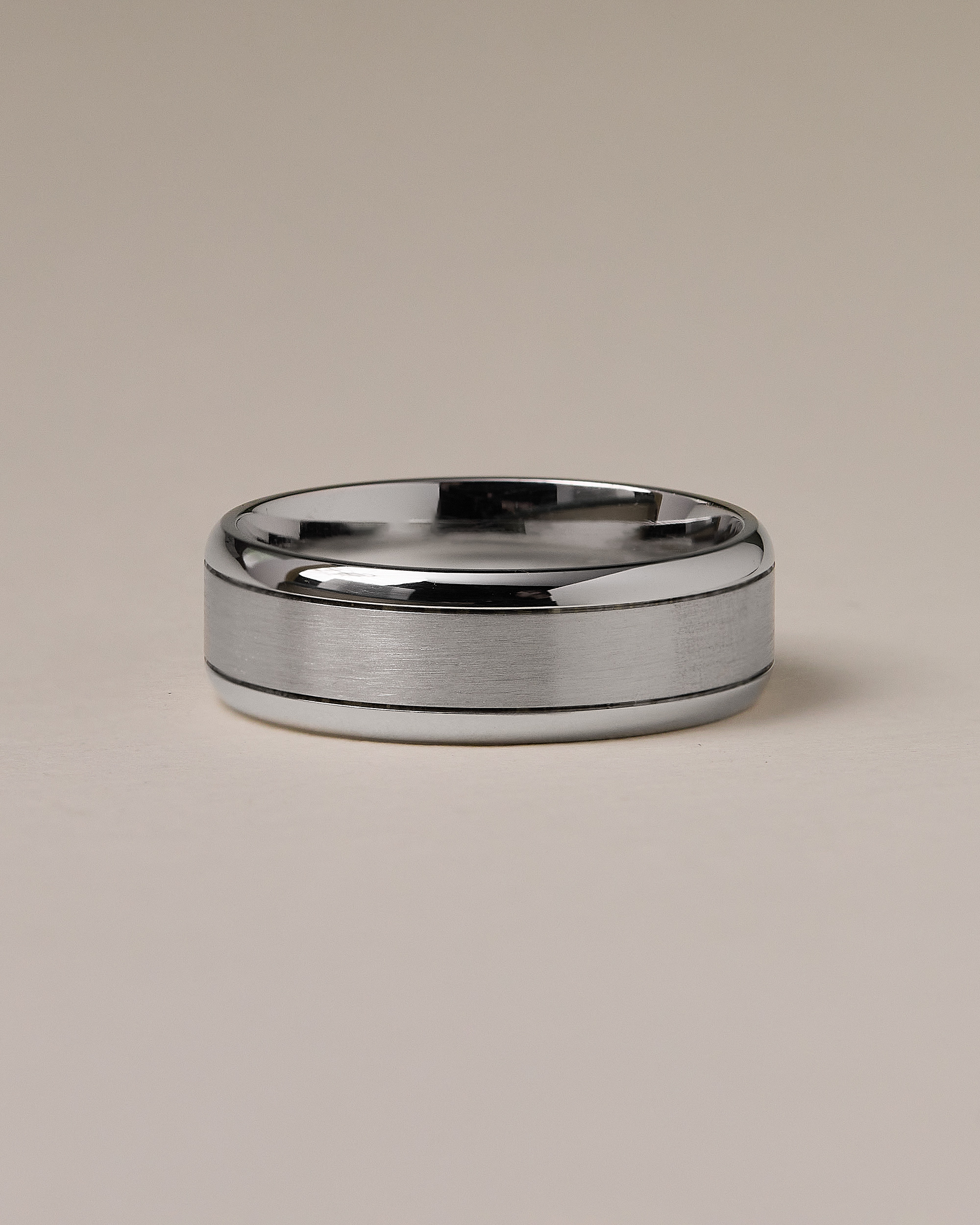 Samuel Mens Wedding Ring Lifestyle Image