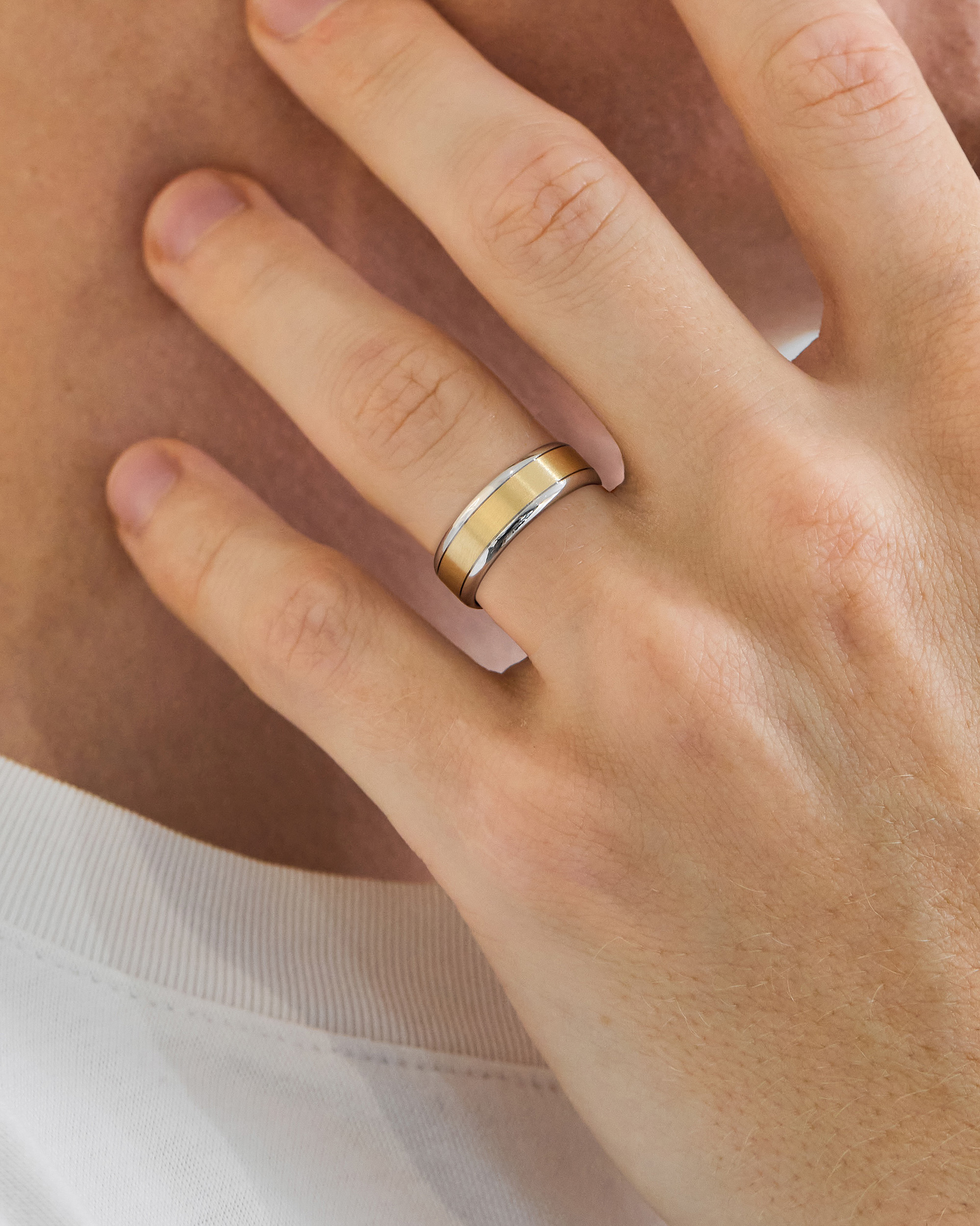 Samuel Mens Wedding Ring Lifestyle Image