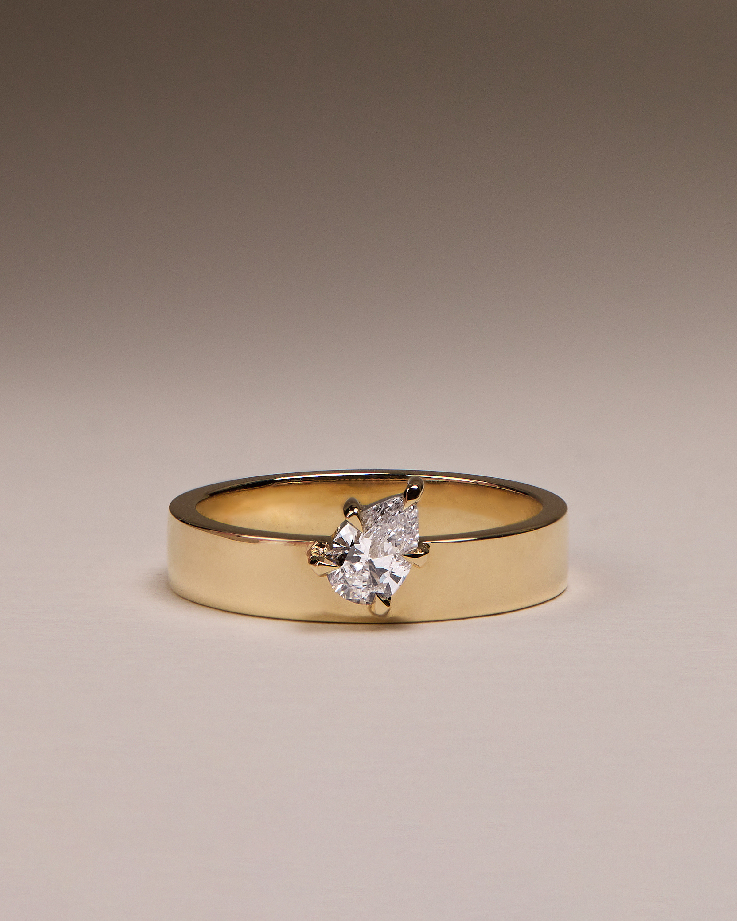 Tatiana - North East Pear Solitaire Lifestyle Image